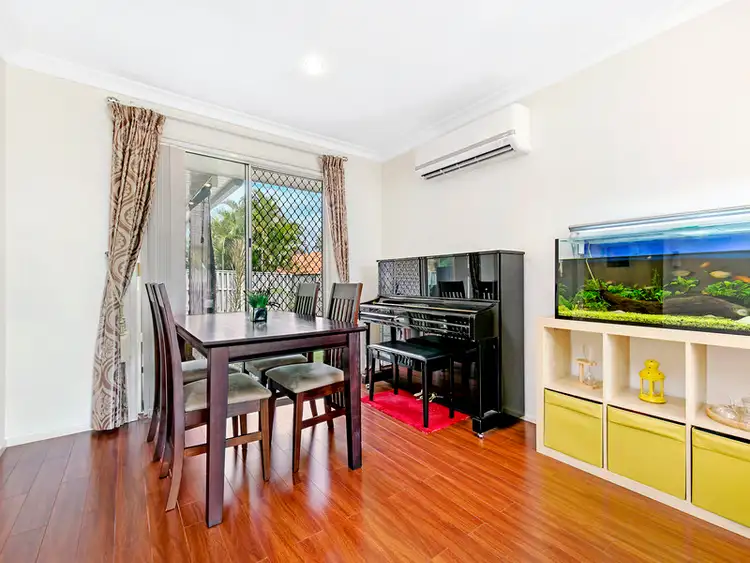 Fifth view of Homely house listing, sale 9 Conimbla Close, Parkinson QLD 4115
