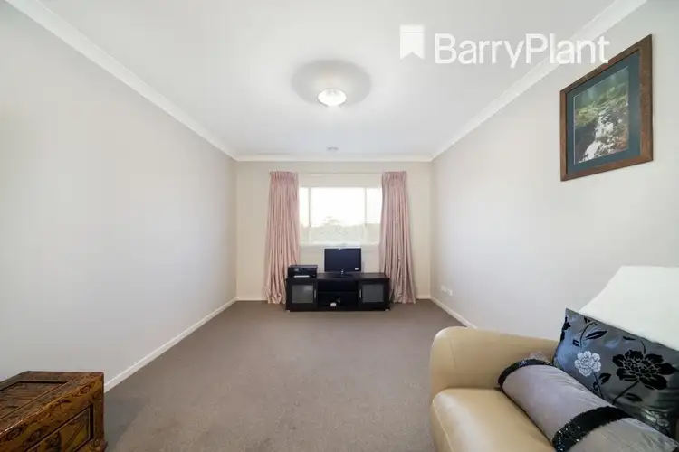 Sixth view of Homely house listing, 4 Greyfriars Way, Drouin VIC 3818