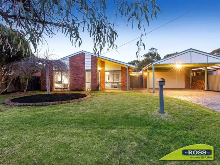 33 Coveside Avenue, Safety Beach VIC 3936