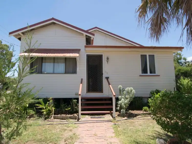 59 Geraghty Street, Cecil Plains QLD 4407