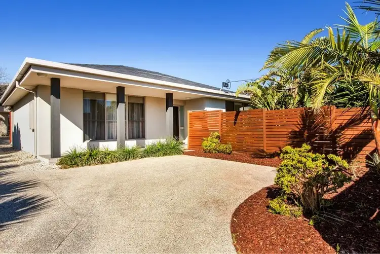 1/1 Turnbull Street, Mornington VIC 3931