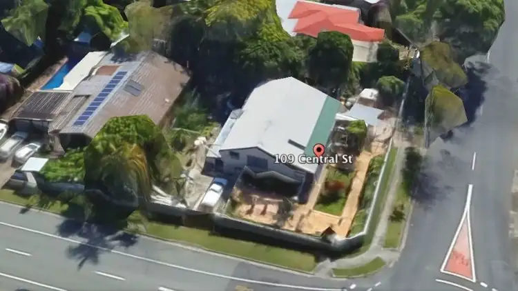 109 Central Street, Labrador QLD 4215