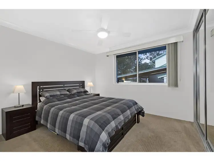 Fifth view of Homely house listing, 33 Blenheim Avenue, Berkeley Vale NSW 2261