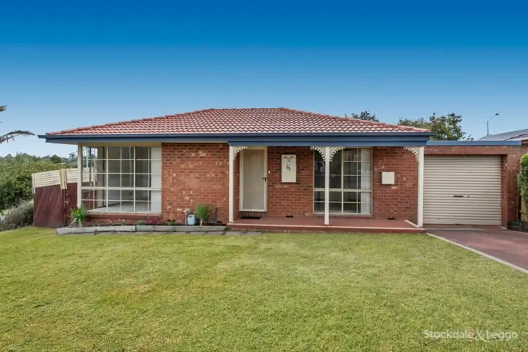 2/1 Heyington Circle, Narre Warren VIC 3805