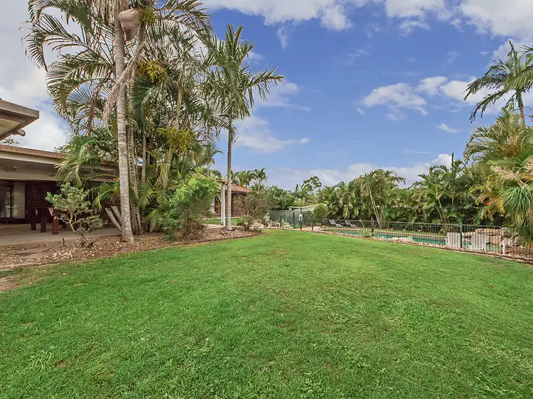 5 Kingfield Court, Regents Park QLD 4118