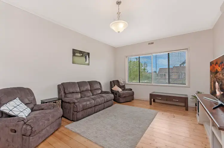 Second view of Homely house listing, 4 Morongo Avenue, Hamilton VIC 3300