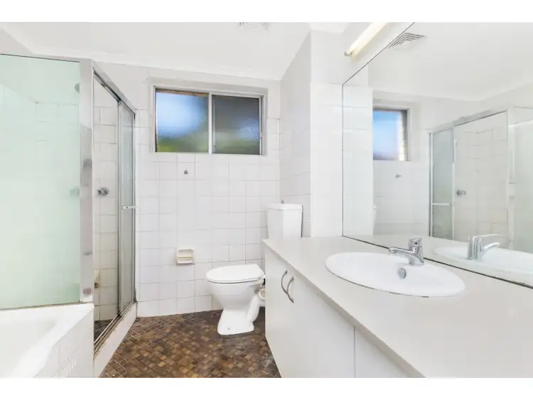 Sixth view of Homely apartment listing, 5/3 Rockley Street, Bondi NSW 2026