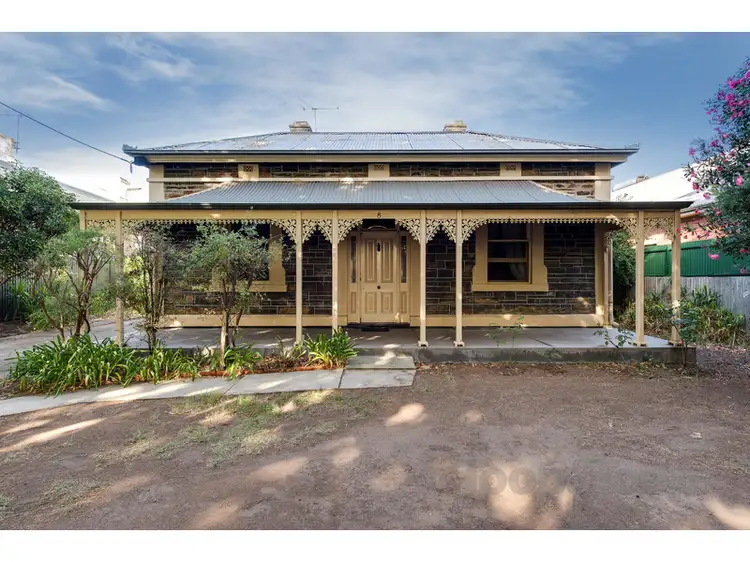 8 Harrow Road, College Park SA 5069