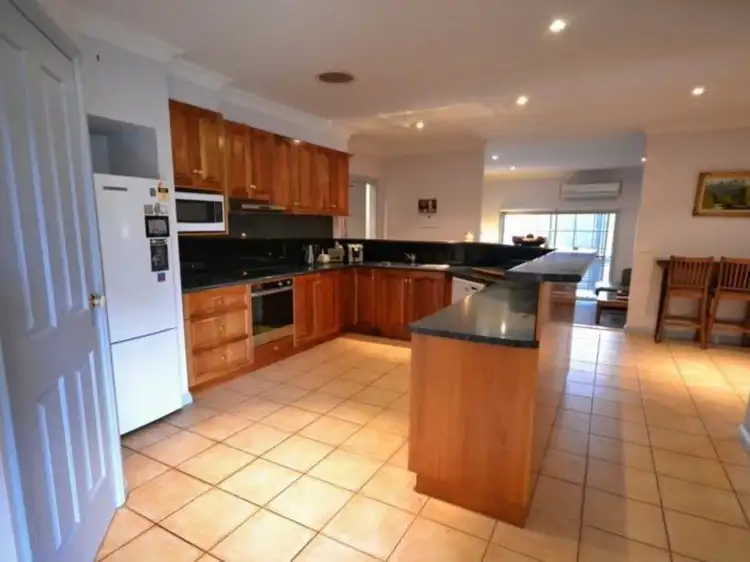 Fifth view of Homely house listing, 11 Kent Court, Mansfield VIC 3722