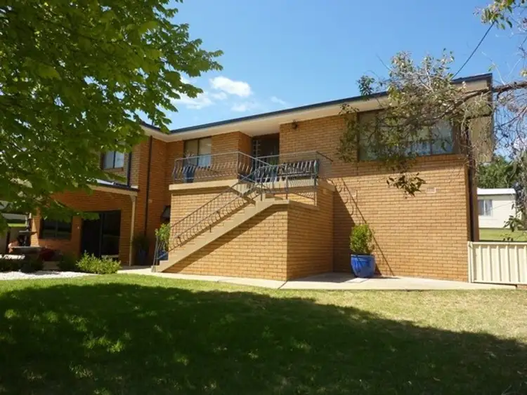 44 Park Street, Molong NSW 2866