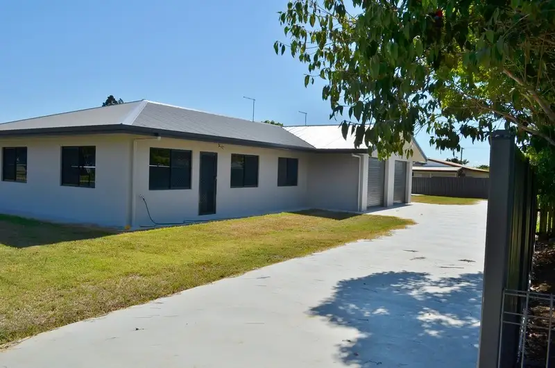 Main view of Homely semi-detached listing, 2/5 Donlen Street, Mareeba QLD 4880
