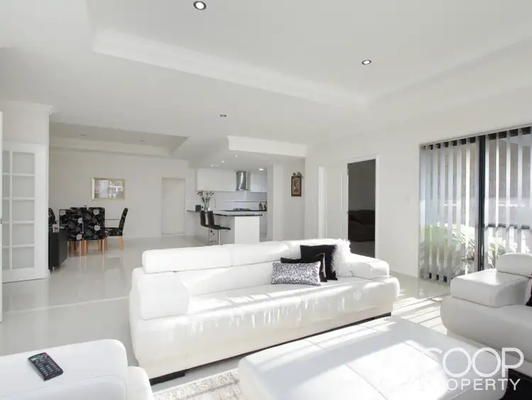 Seventh view of Homely house listing, 1 Templetonia Rise, Munster WA 6166