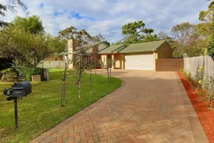 5 Brett Mews, Mount Martha VIC 3934