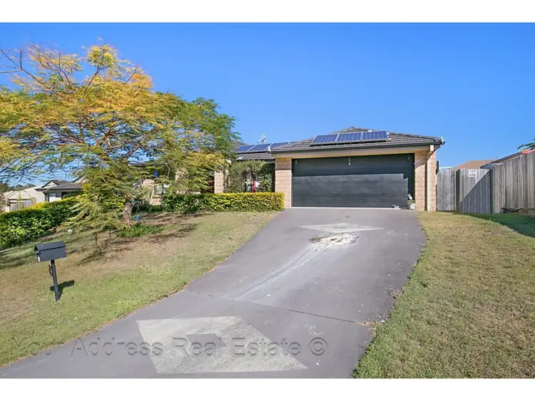 8 Charlton Place, Regents Park QLD 4118