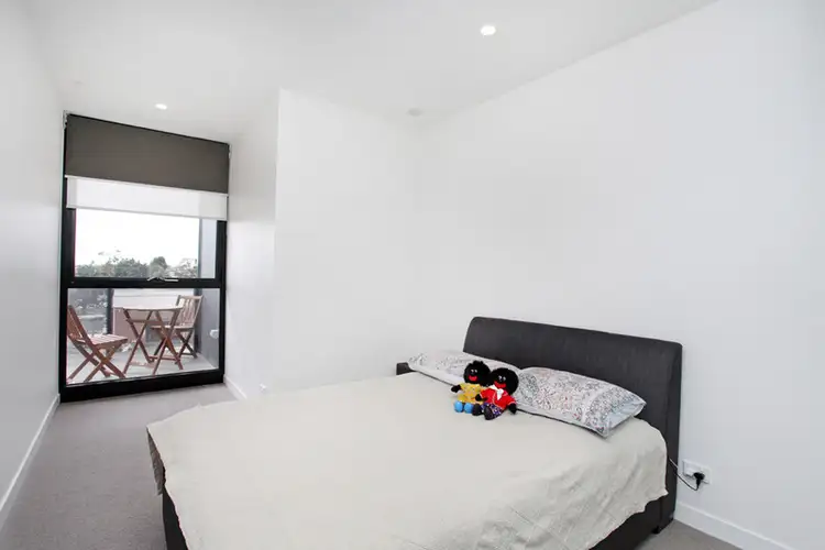 Fifth view of Homely apartment listing, 303/401 Hampshire Road, Sunshine VIC 3020