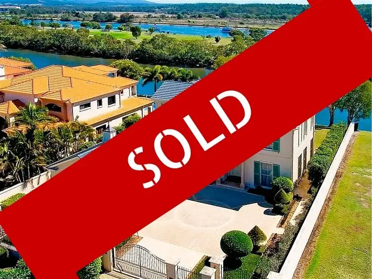 1117 Beechwood Drive, Hope Island QLD 4212