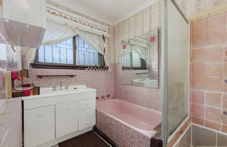 Sixth view of Homely house listing, 28 Cranbourne Avenue, Sunshine North VIC 3020