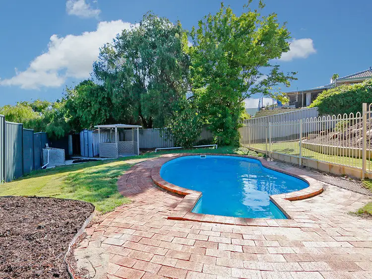 Fifth view of Homely house listing, 14 Chamberlain Place, Heathridge WA 6027