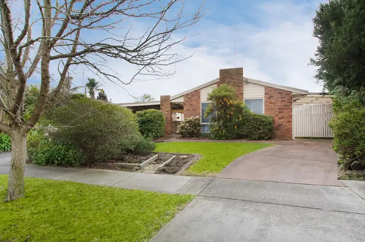 19 Forrest Street, Drouin VIC 3818