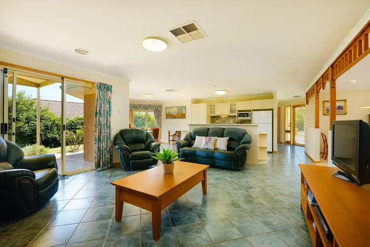 Fourth view of Homely house listing, 9 Falcon Circuit, Wodonga VIC 3690