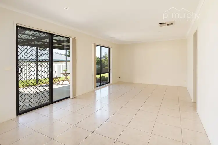 Sixth view of Homely house listing, 10 Shannon Avenue, Wodonga VIC 3690