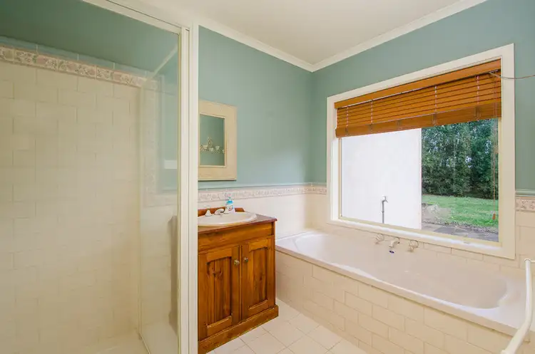 Fourth view of Homely house listing, 11 Flinders Terrace, Mount Gambier SA 5290