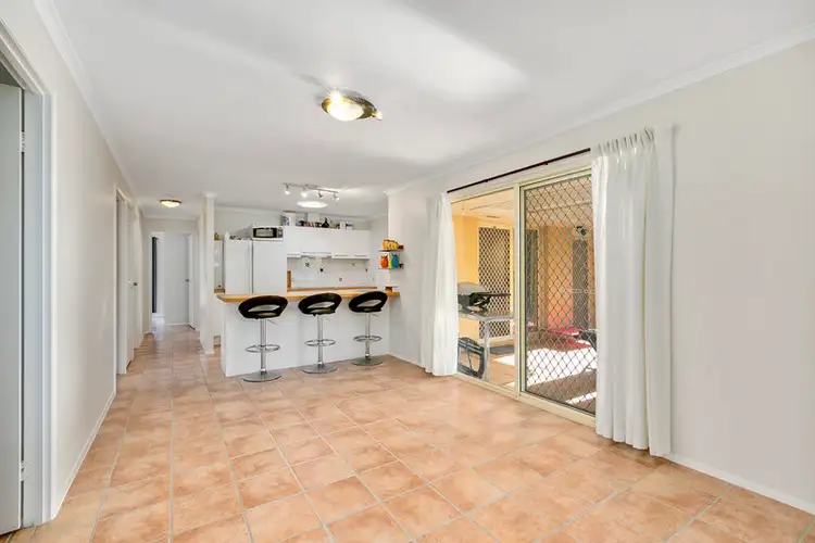 Sixth view of Homely house listing, 10 Issell Place, Highland Park QLD 4211