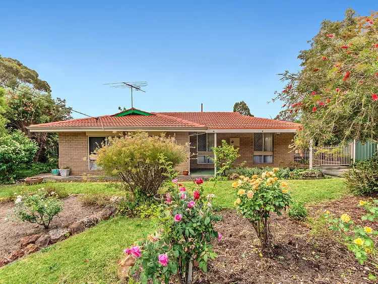 14 Bamlett Street, Mount Nasura WA 6112