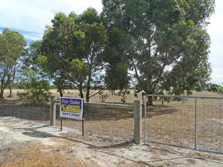 Lot 4 Ivy Larmour Drive, Gibson WA 6448
