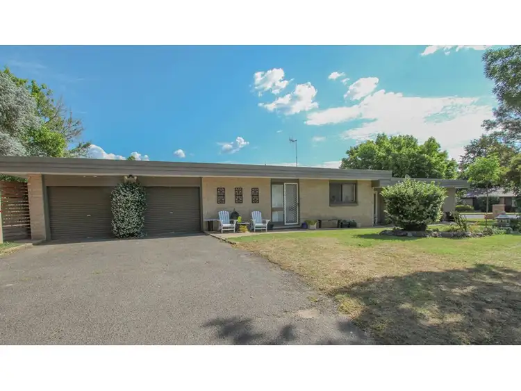 2 Alpugi Place, Kelso NSW 2795