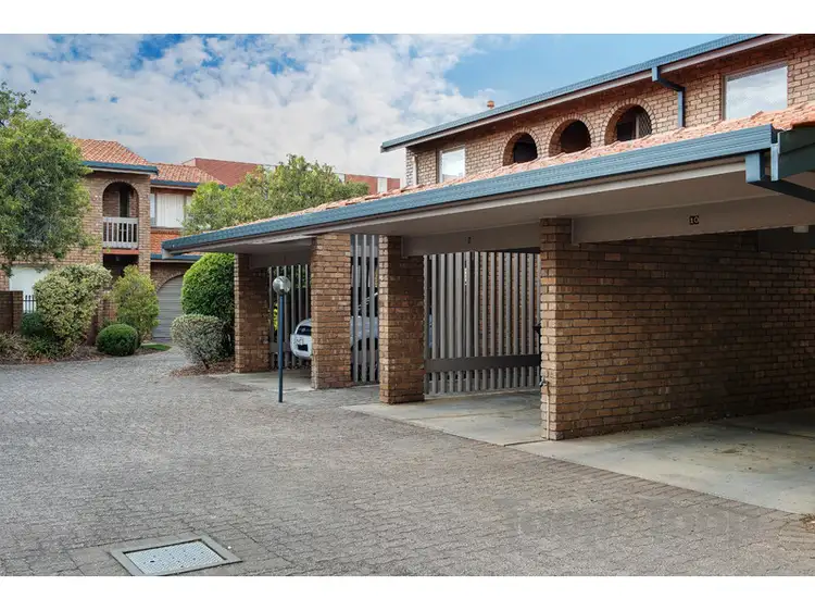 9/16 Moseley Street, Glenelg SA 5045
