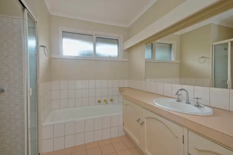 Fourth view of Homely house listing, 2 Rangeview Drive, Traralgon VIC 3844