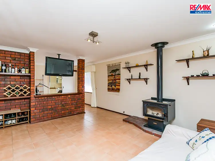 Second view of Homely house listing, 25 Cruise Court, Heathridge WA 6027