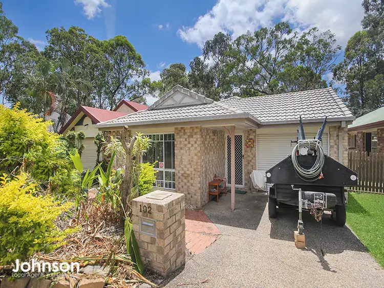 102 Banksia Circuit, Forest Lake QLD 4078