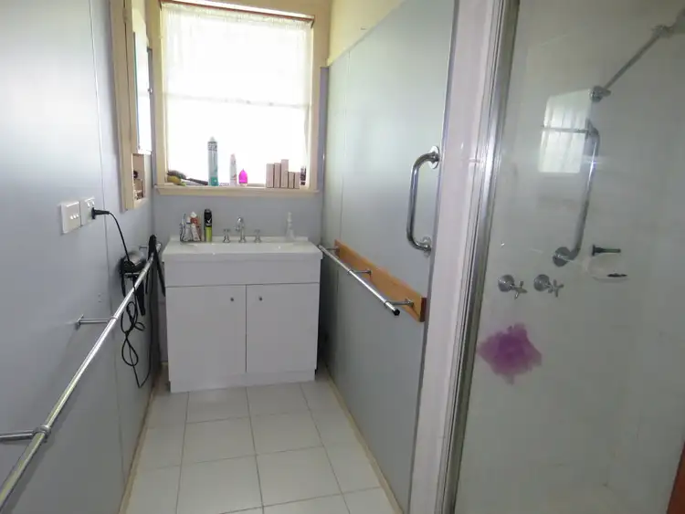 Fifth view of Homely house listing, 5 Ashton Road, Shepparton VIC 3630