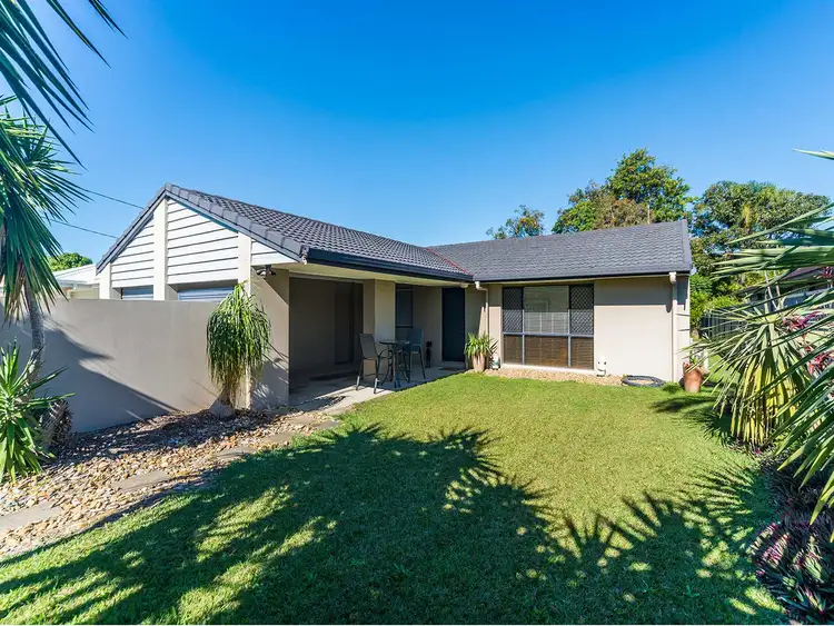 8 Nemara Street, Biggera Waters QLD 4216