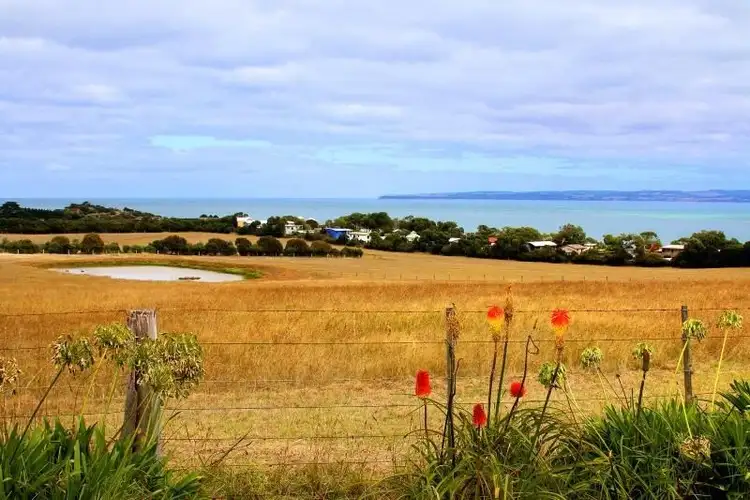 Second view of Homely house listing, 18 Bingley Crescent, Ventnor VIC 3922