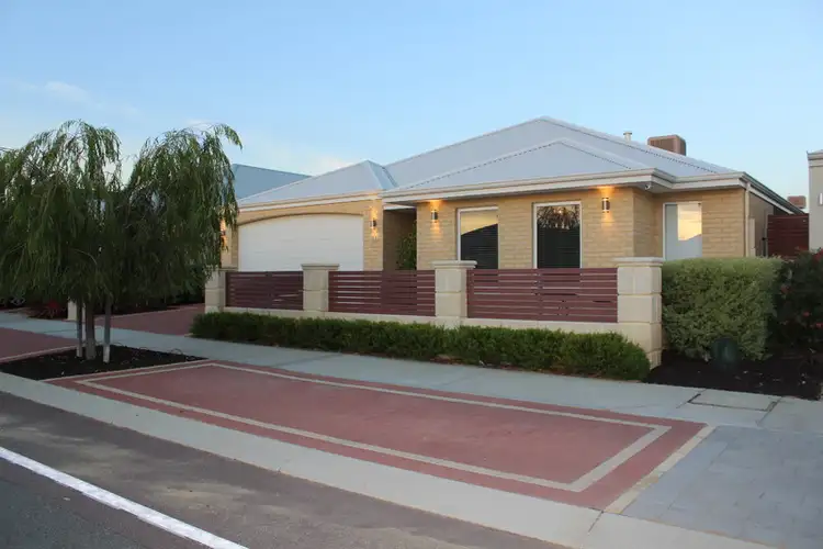 25 Chesstree Avenue, Alkimos WA 6038