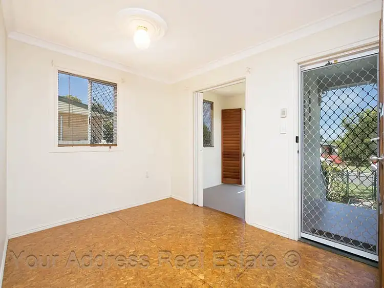 Fifth view of Homely house listing, 10 Patricia Avenue, Woodridge QLD 4114