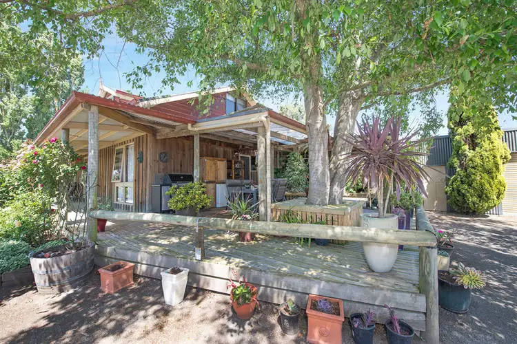 121 Wiridgil Road, Camperdown VIC 3260