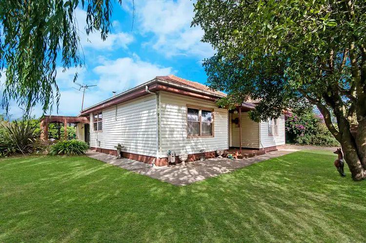 Main view of Homely house listing, 39 Pioneer Street, Hamilton VIC 3300