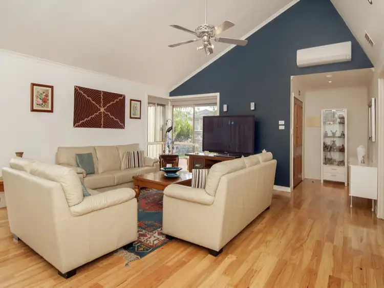 Fourth view of Homely house listing, 5 Kinlora Avenue, Epping VIC 3076