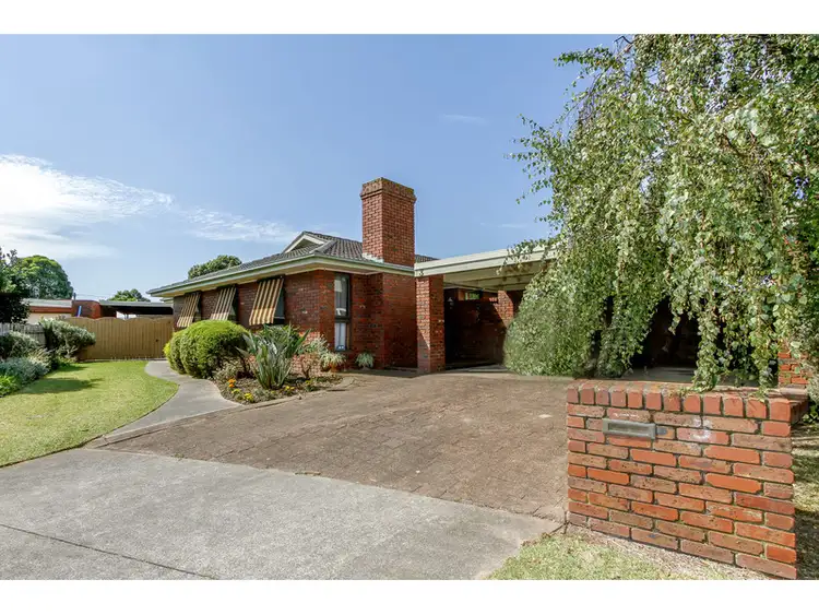 3 Hazel Court, Sale VIC 3850