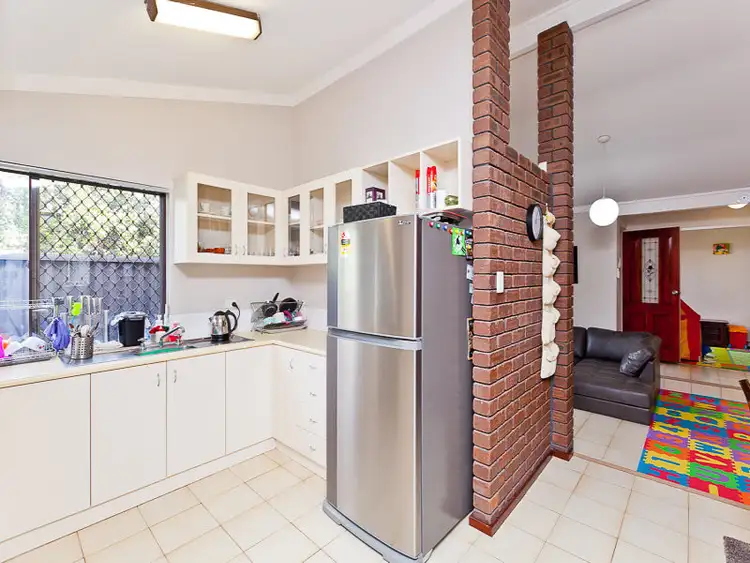 Fifth view of Homely house listing, 2/40 Merley Way, Parkwood WA 6147