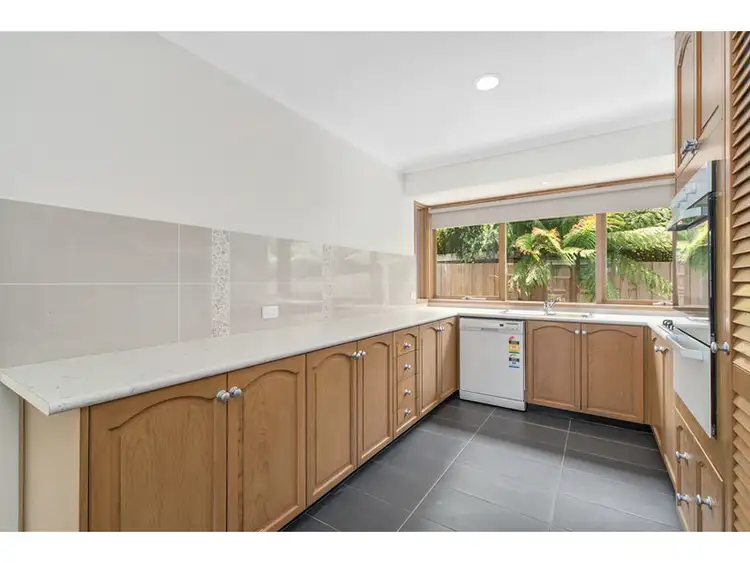 Second view of Homely house listing, 4 Franciscan Avenue, Frankston VIC 3199