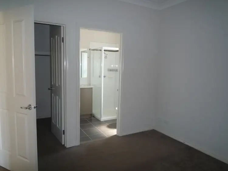 Fifth view of Homely unit listing, 2/231 Thames Boulevard, Tarneit VIC 3029