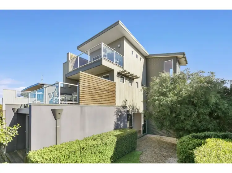 26 Loch Lomond Crescent, Torquay VIC 3228