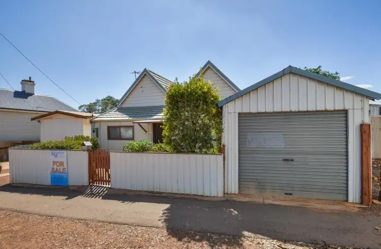 2 Dugan Street, Kalgoorlie WA 6430