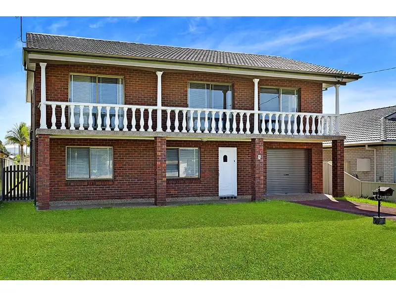 Main view of Homely house listing, 5 Bass Avenue, Killarney Vale NSW 2261