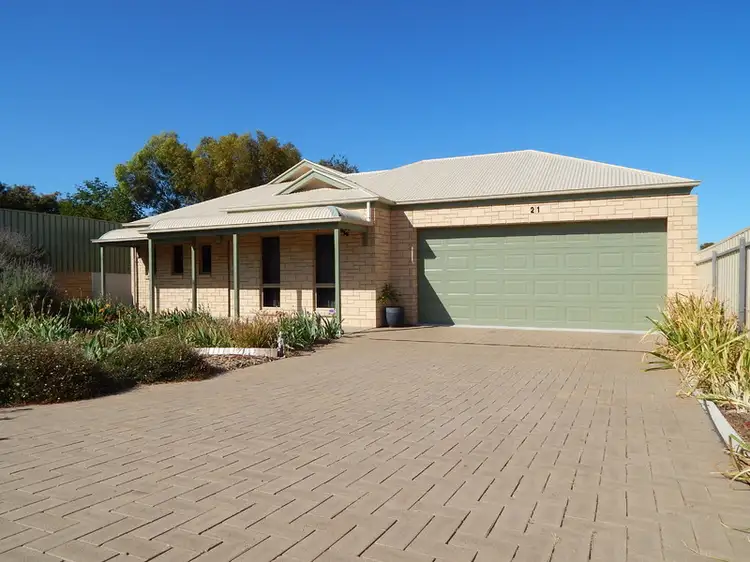 21 Hermitage Crescent, Port Lincoln SA 5606